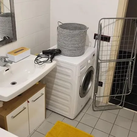 Living In The Heart Of * Γκρατς