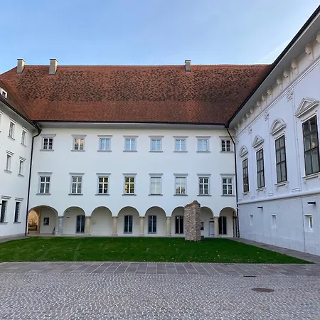 Lejlighed Living In The Heart Of Graz